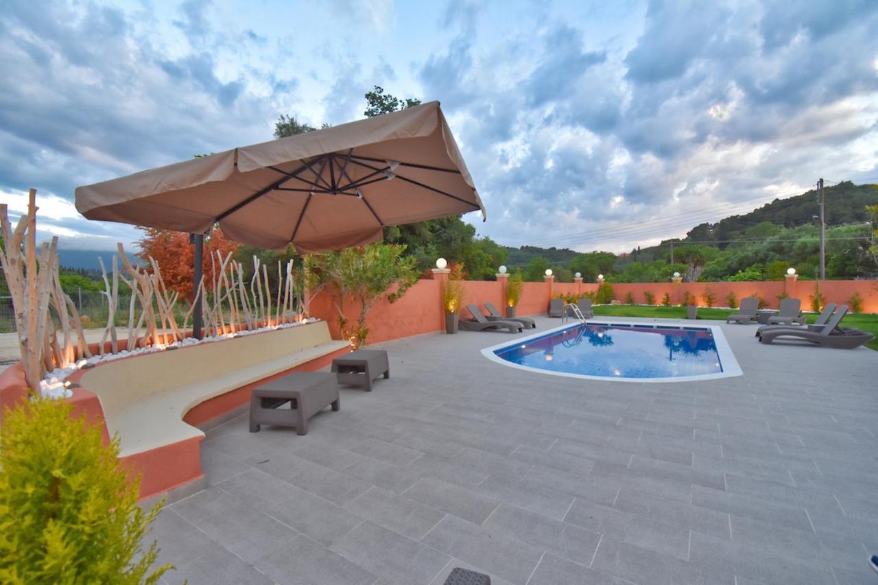 Villa Alex Sinarades Exterior photo