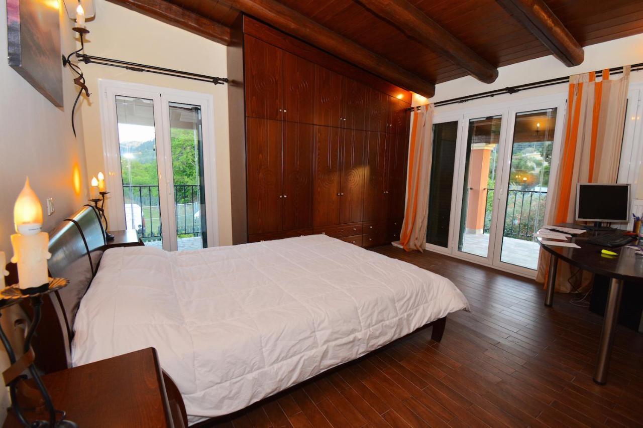 Villa Alex Sinarades Exterior photo